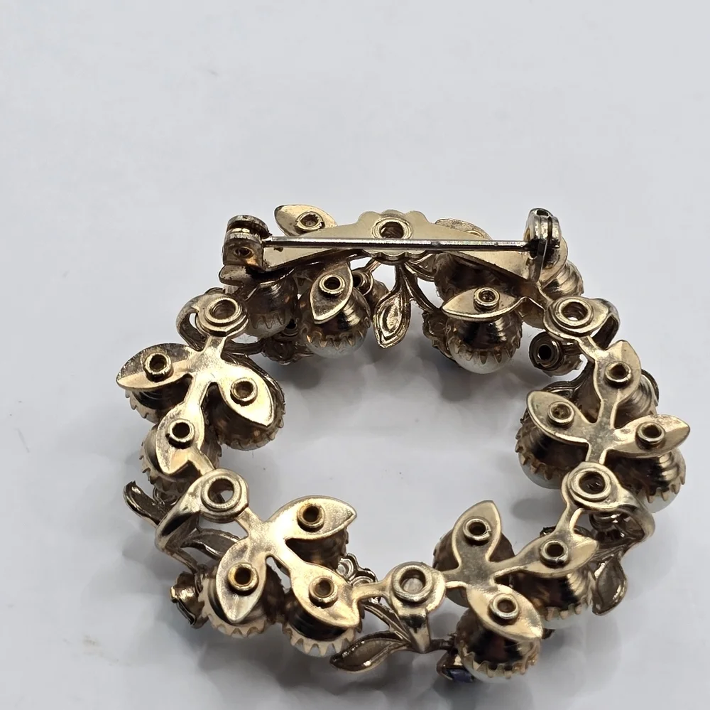 Faux Pearl & Aurora Borealis 60s Circle Gold Tone Floral Wreath Brooch